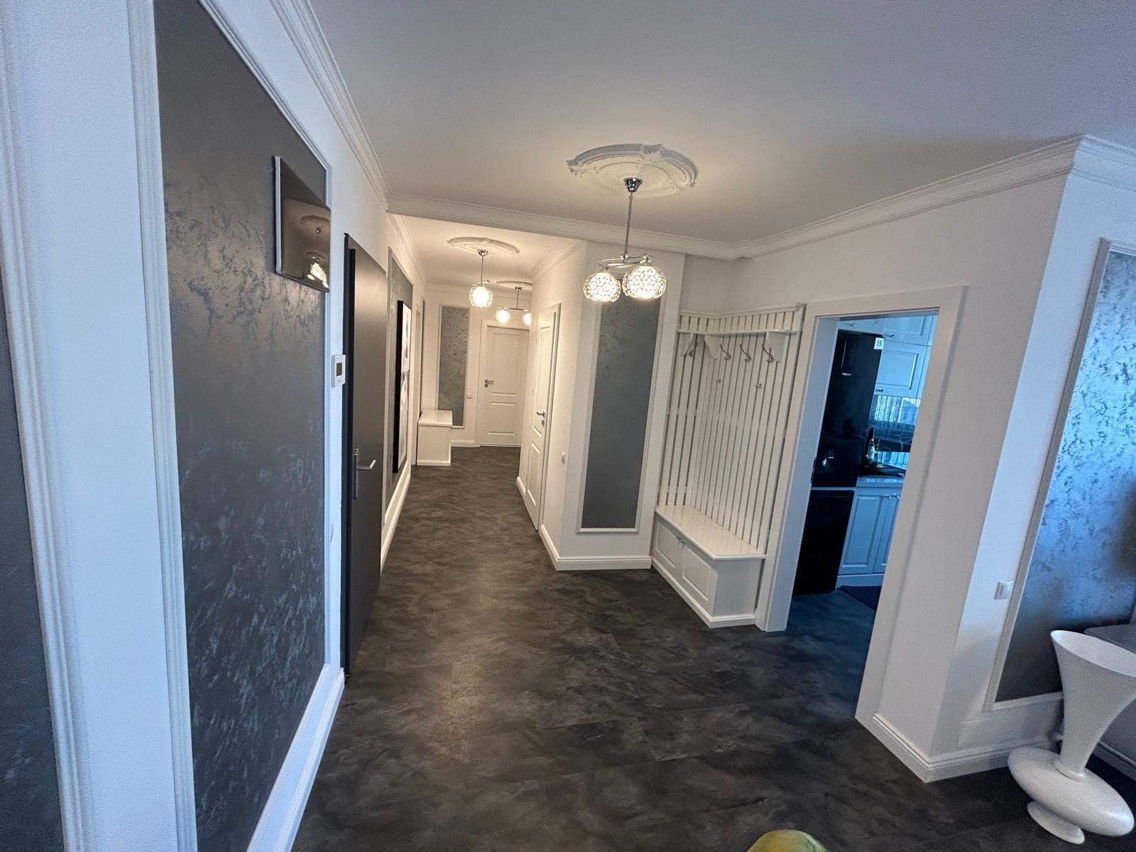 Apartament pe Bulevardul 21 Decembrie 1989 - Image 10